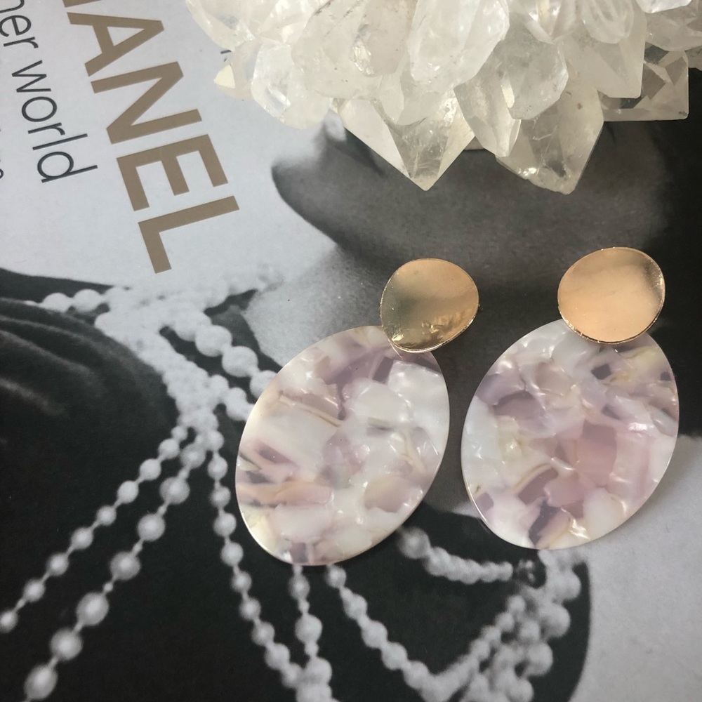 💕3/$25 |‘Faye’ Gold & Resin Earrings (Pink)